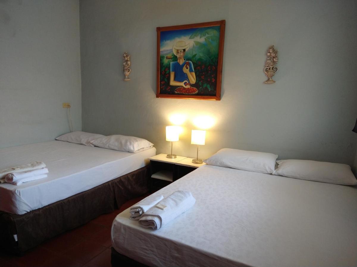 Hostal Harvest House León Esterno foto