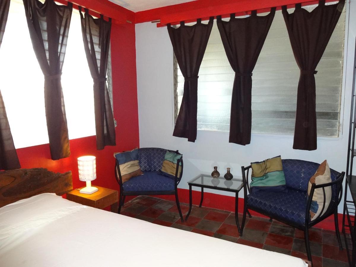 Hostal Harvest House León Esterno foto